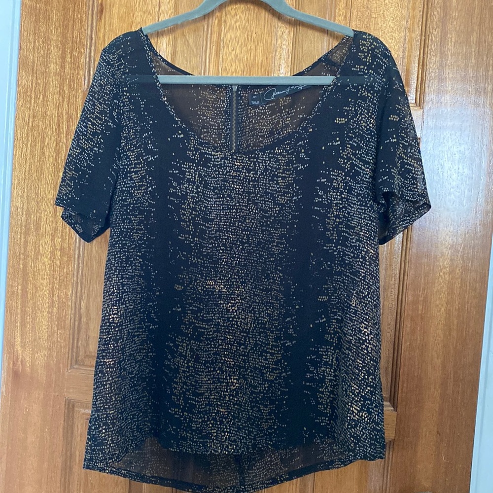 Shimmery top